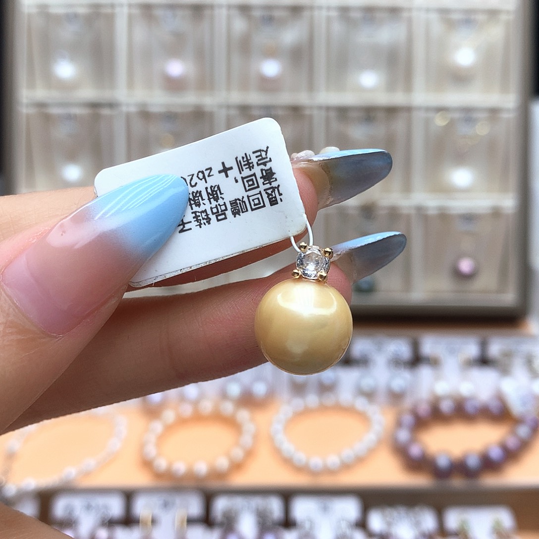 淡水珍珠合金颈饰
