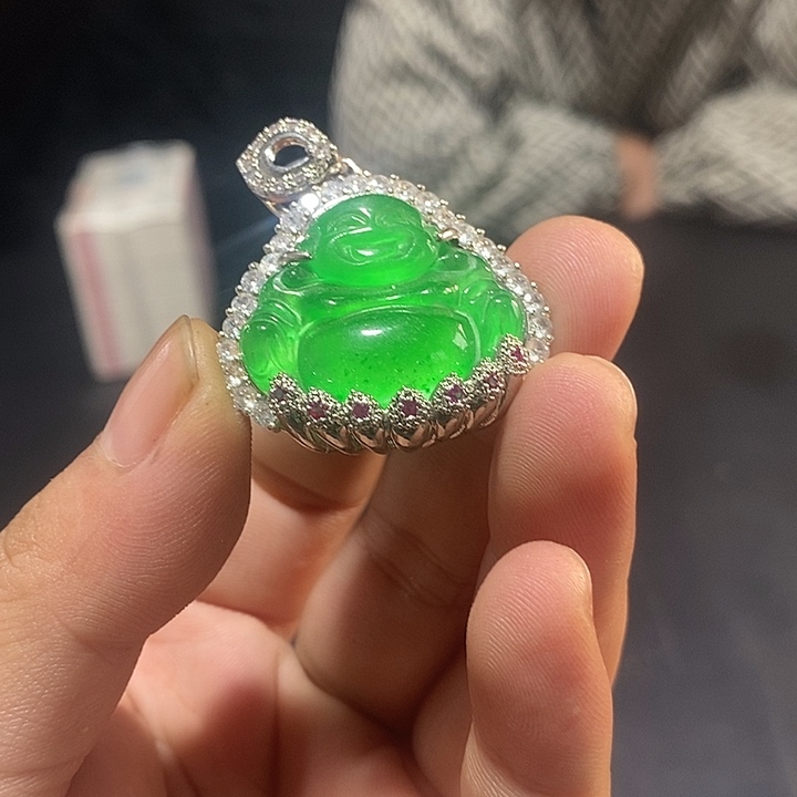 翡翠颈饰未镶嵌价格