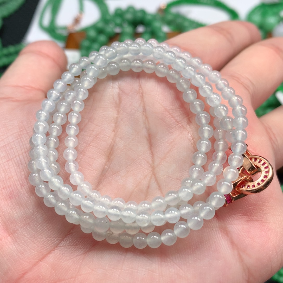 翡翠手链未镶嵌翡翠