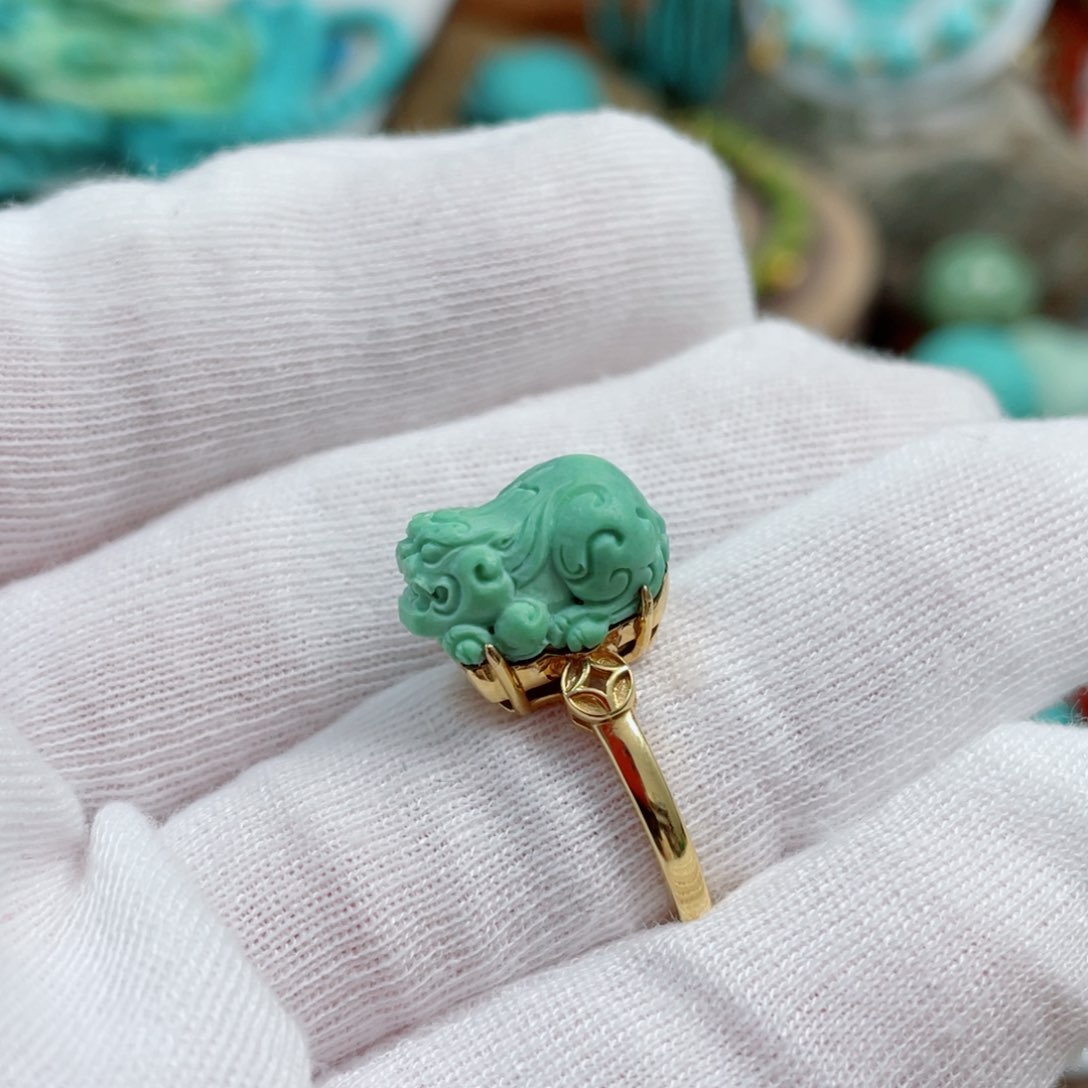 绿松石珠宝奇石18K金镶嵌