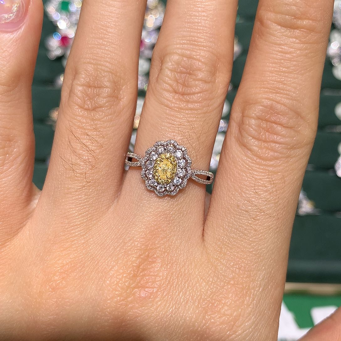 钻石戒指/指环18K金镶嵌