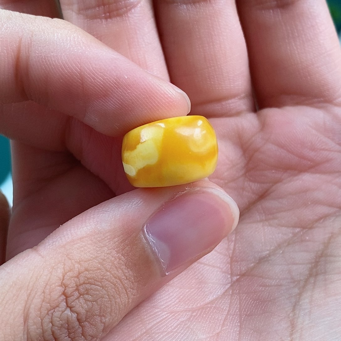 蜜蜡珠宝奇石未镶嵌