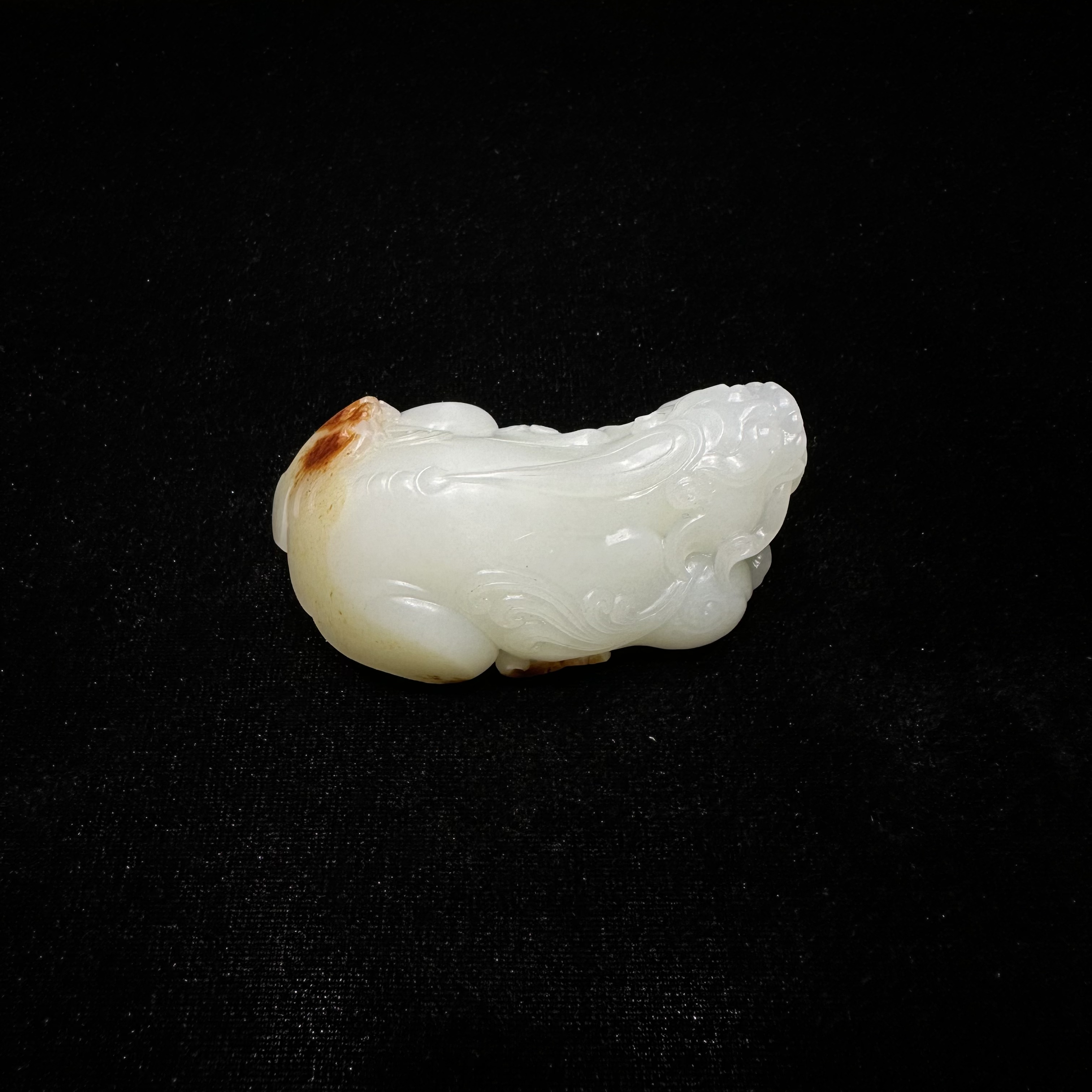 精品和田玉貔貅把件
