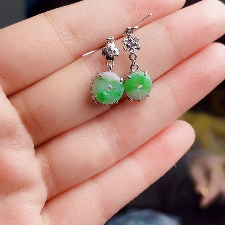 翡翠银S925镶嵌颈饰多样性