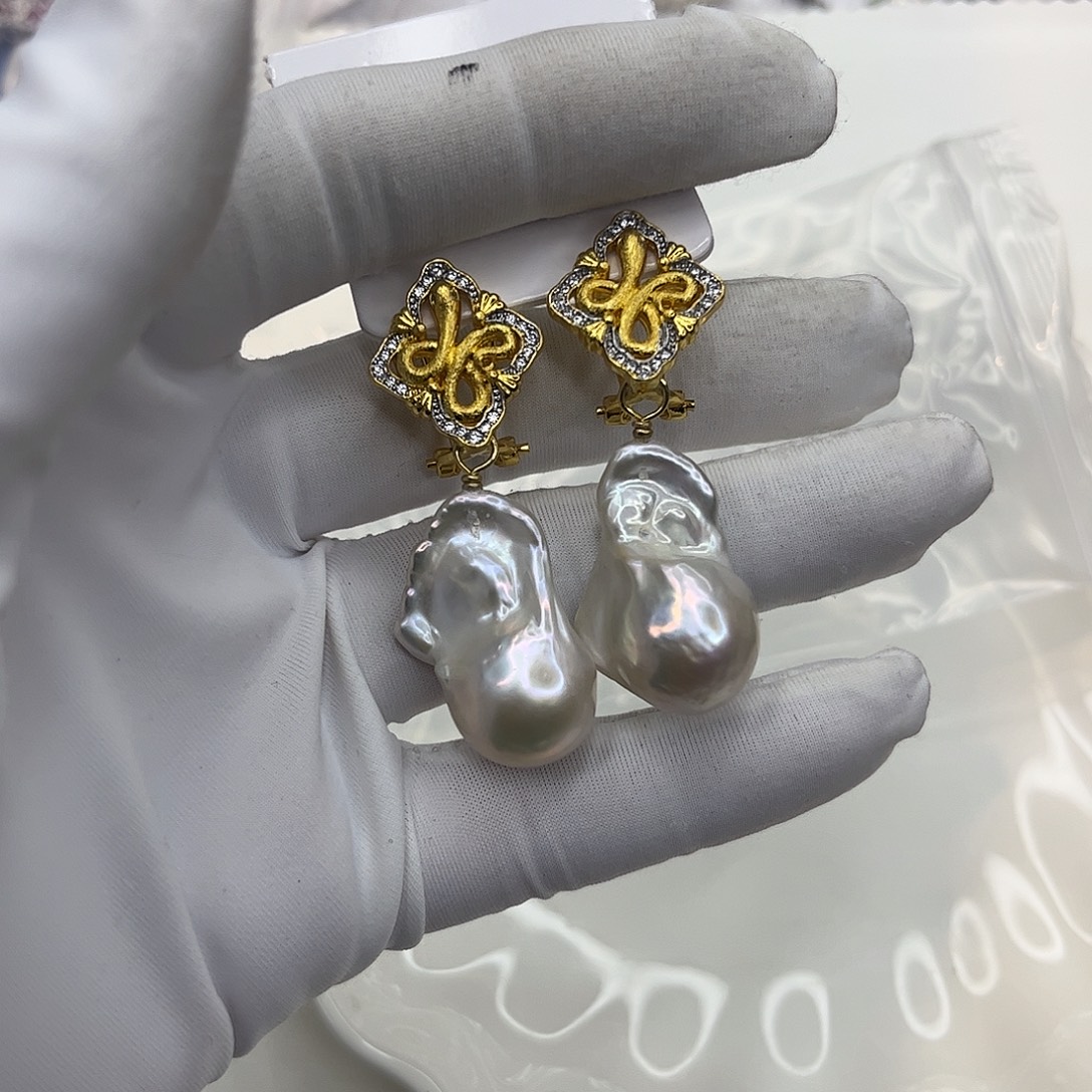 淡水珍珠耳饰合金