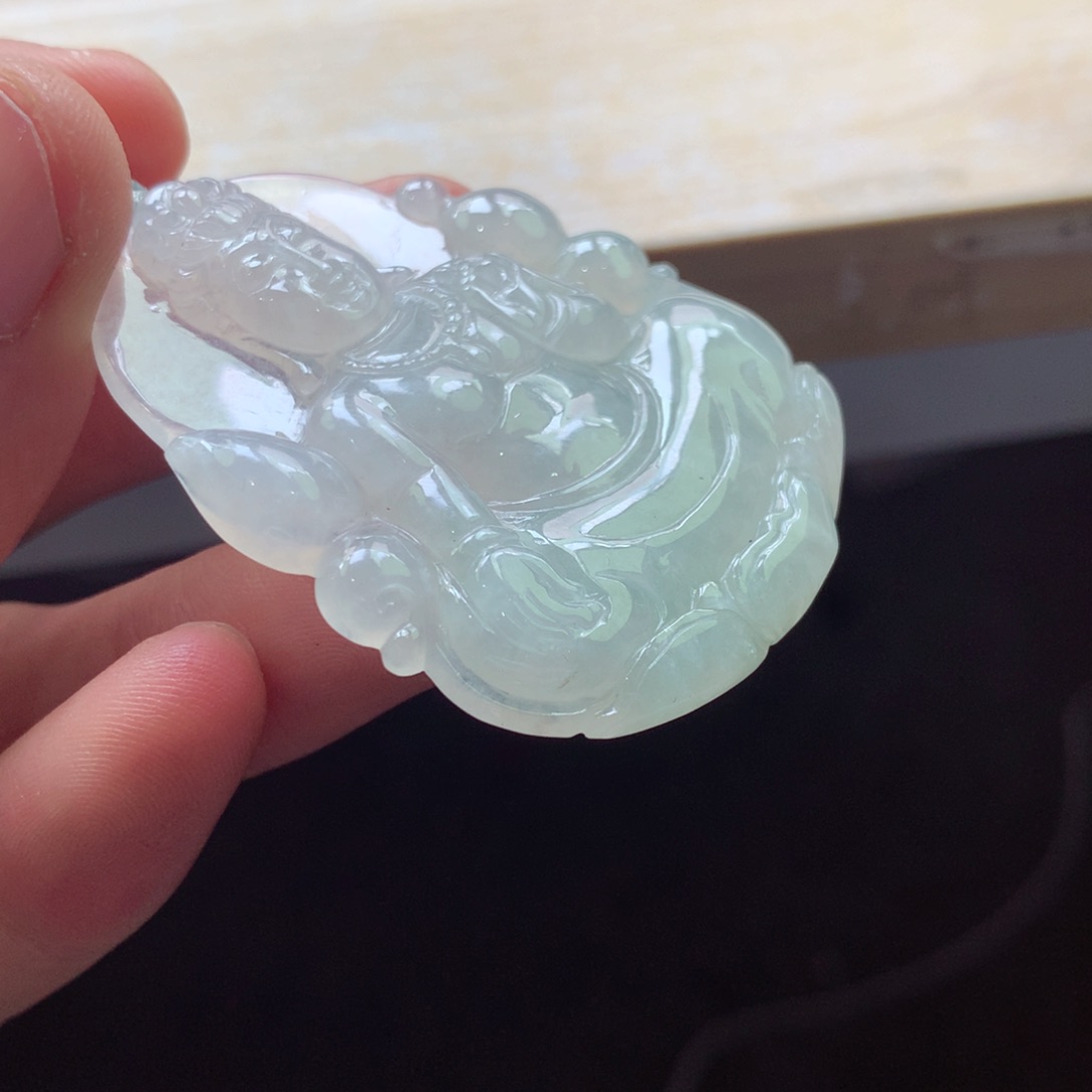 翡翠颈饰未镶嵌吊坠