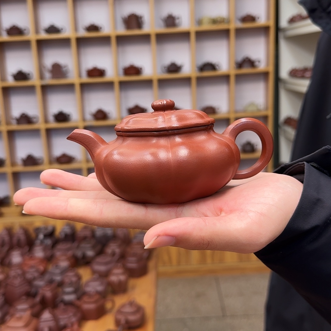 紫砂茶壶筋纹葵仿古230cc