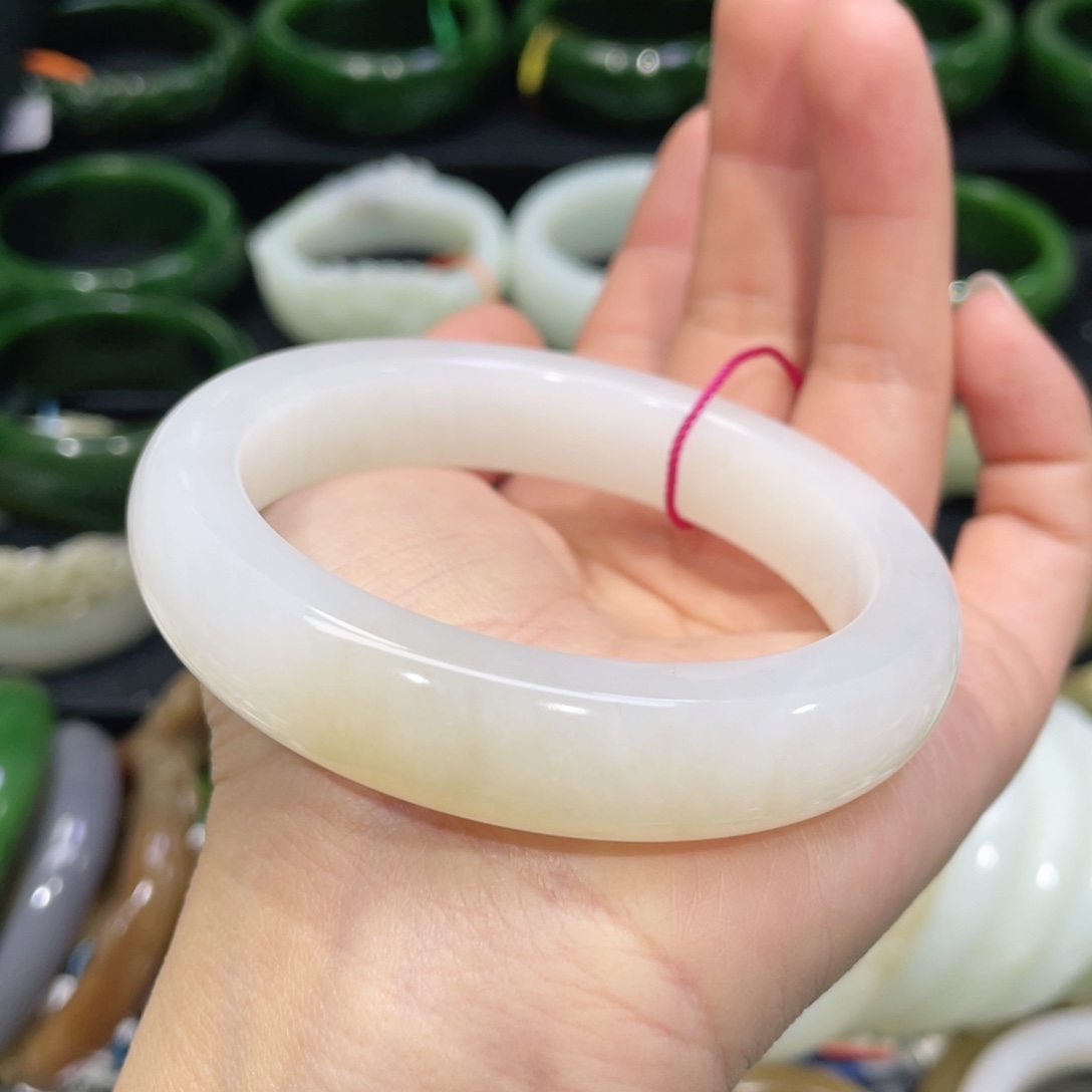 未镶嵌手镯和田玉2