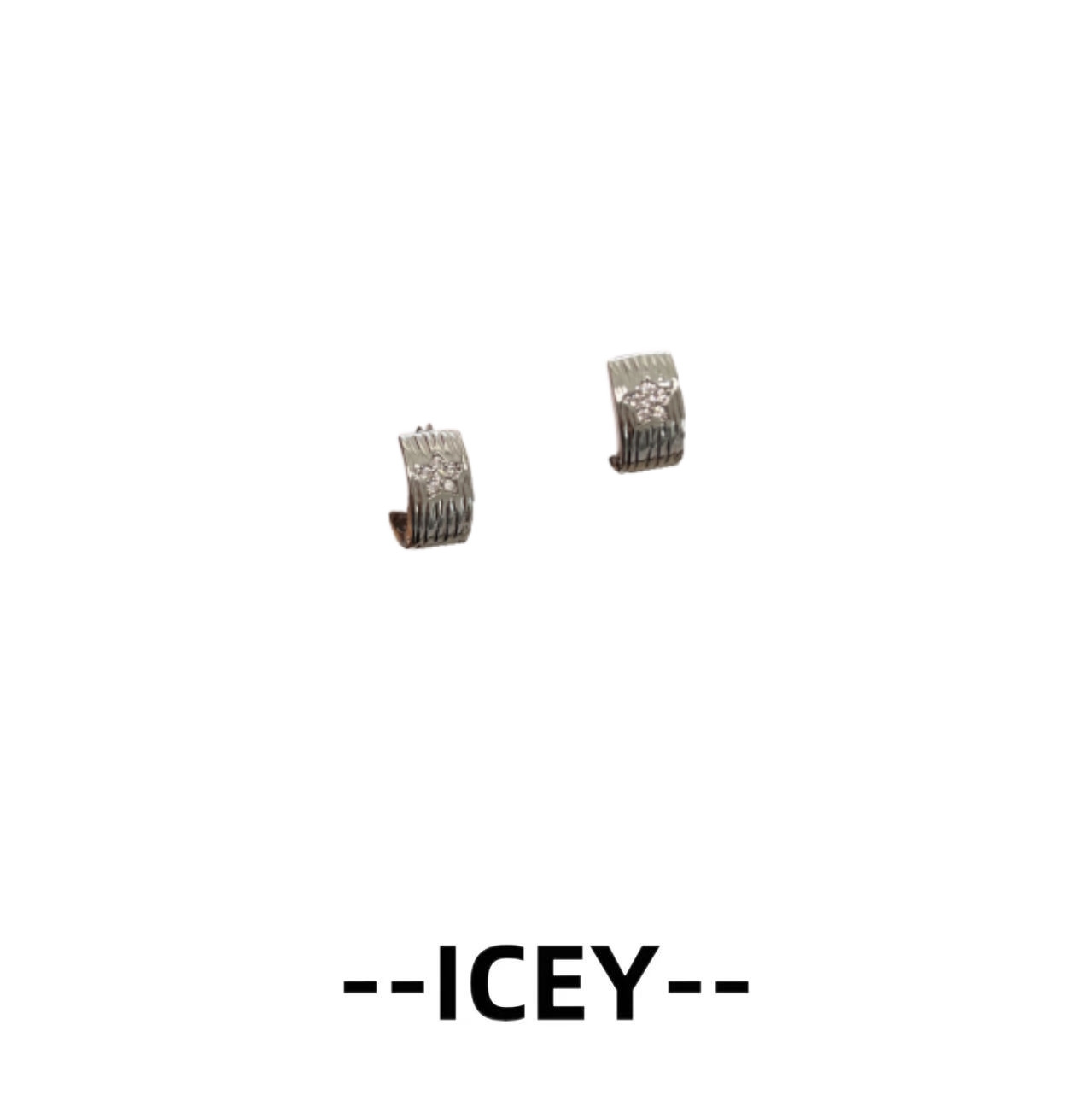 镀K金新款 ICEY设计感轻千金果素款简约手工耳饰--A1688