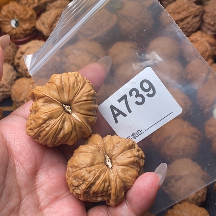 文玩核桃把件南瓜39尺739号