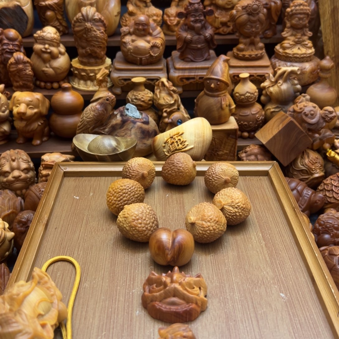 S***T柏木（崖柏）手把件