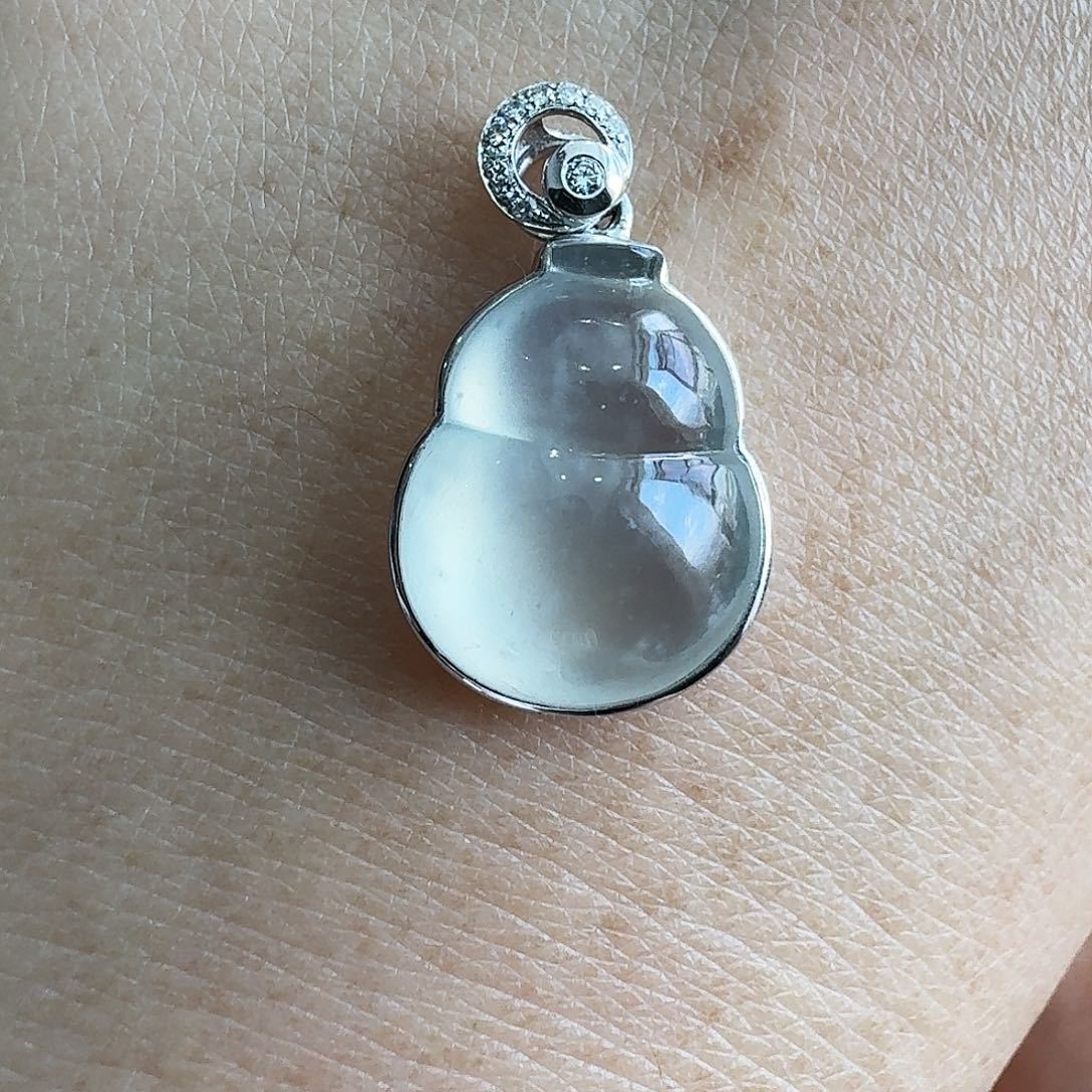 翡翠颈饰18K金镶嵌葫芦