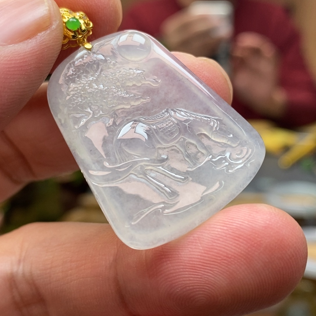 翡翠颈饰18K金镶嵌挂件