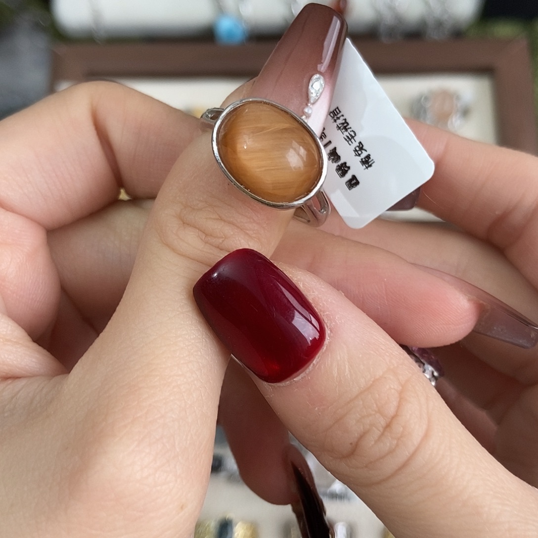 白***白银S925镶嵌烟晶戒指太妃糖