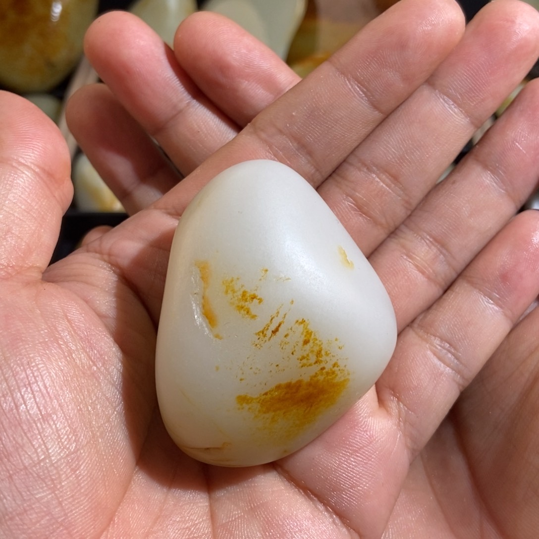 和田玉未镶嵌吊坠(不含链)西**孩