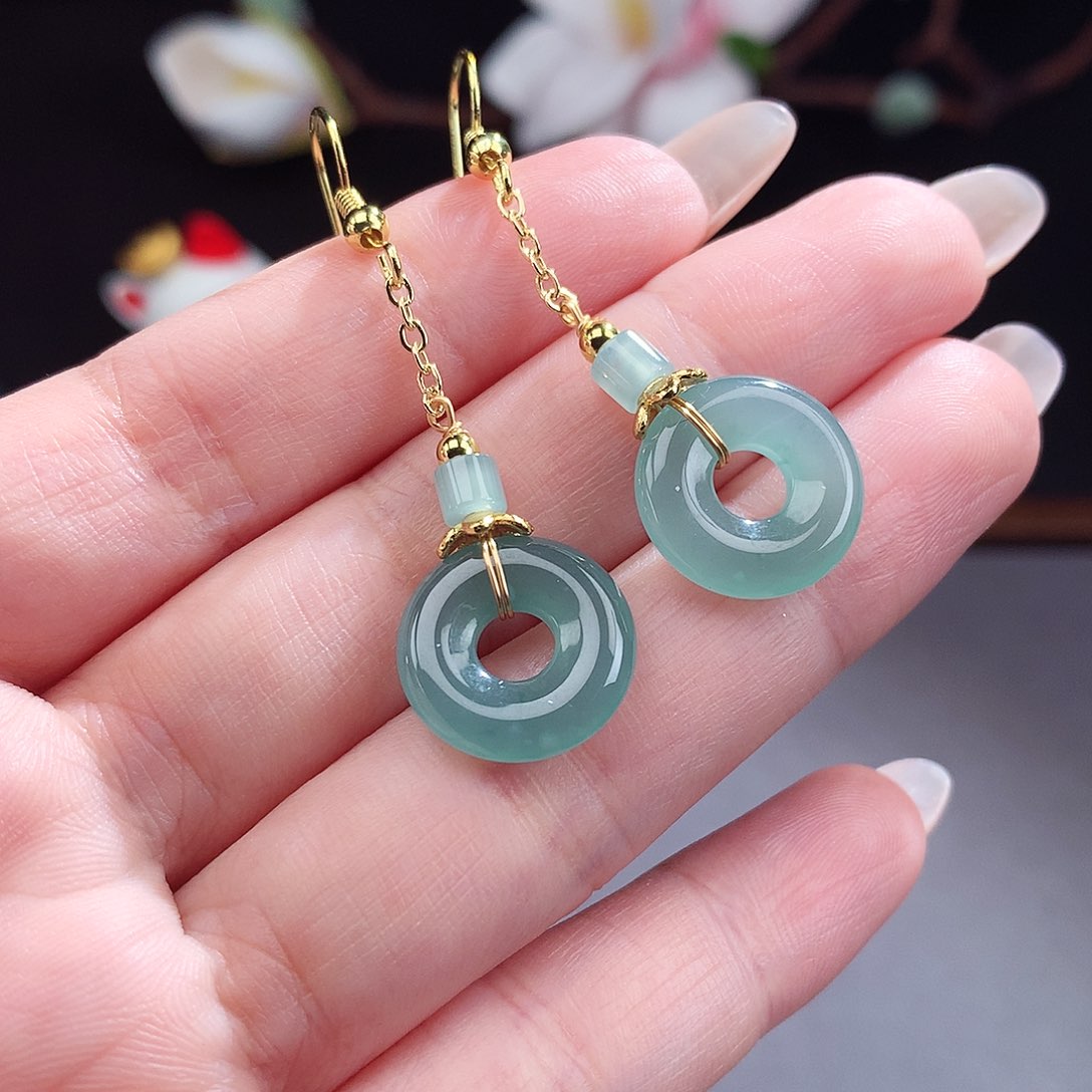 翡翠手镯（圆镯）未镶嵌