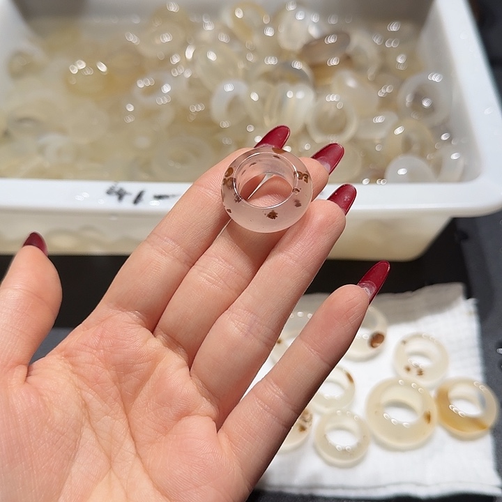 か***か玛瑙/玉髓合金戒指