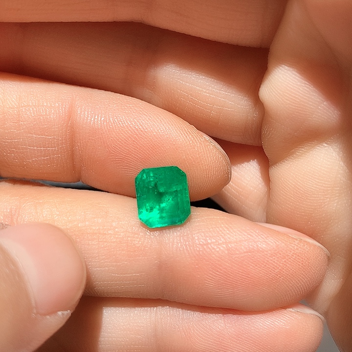 裸石未镶嵌祖母绿2.18克拉哥伦比亚祖母绿吉尔德