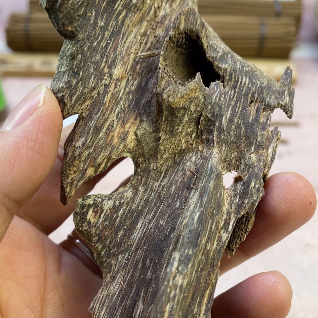 沉香碎屑沉香海南黎母山糖结料14.36克