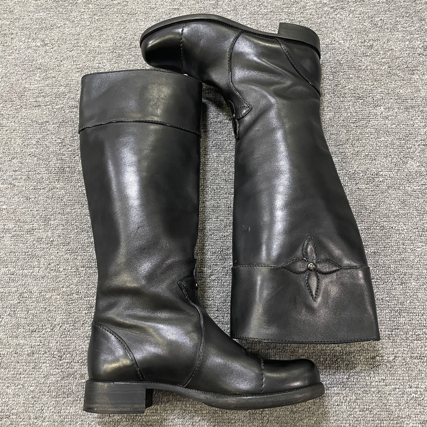 95新 LouisVuitton/路易威登  高筒靴  尺码：38 编码：17979