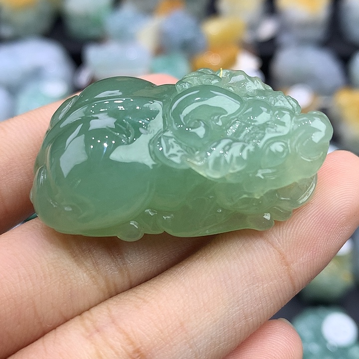 颈饰未镶嵌翡翠天然缅甸翡翠
