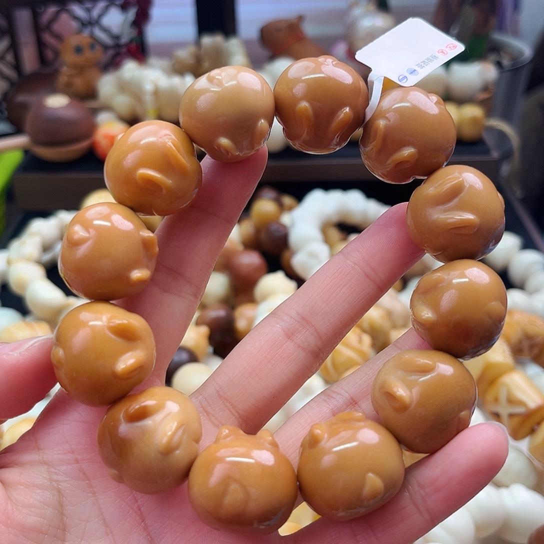 手串菩提根/象牙果福利瑕疵-玉兔-全品144