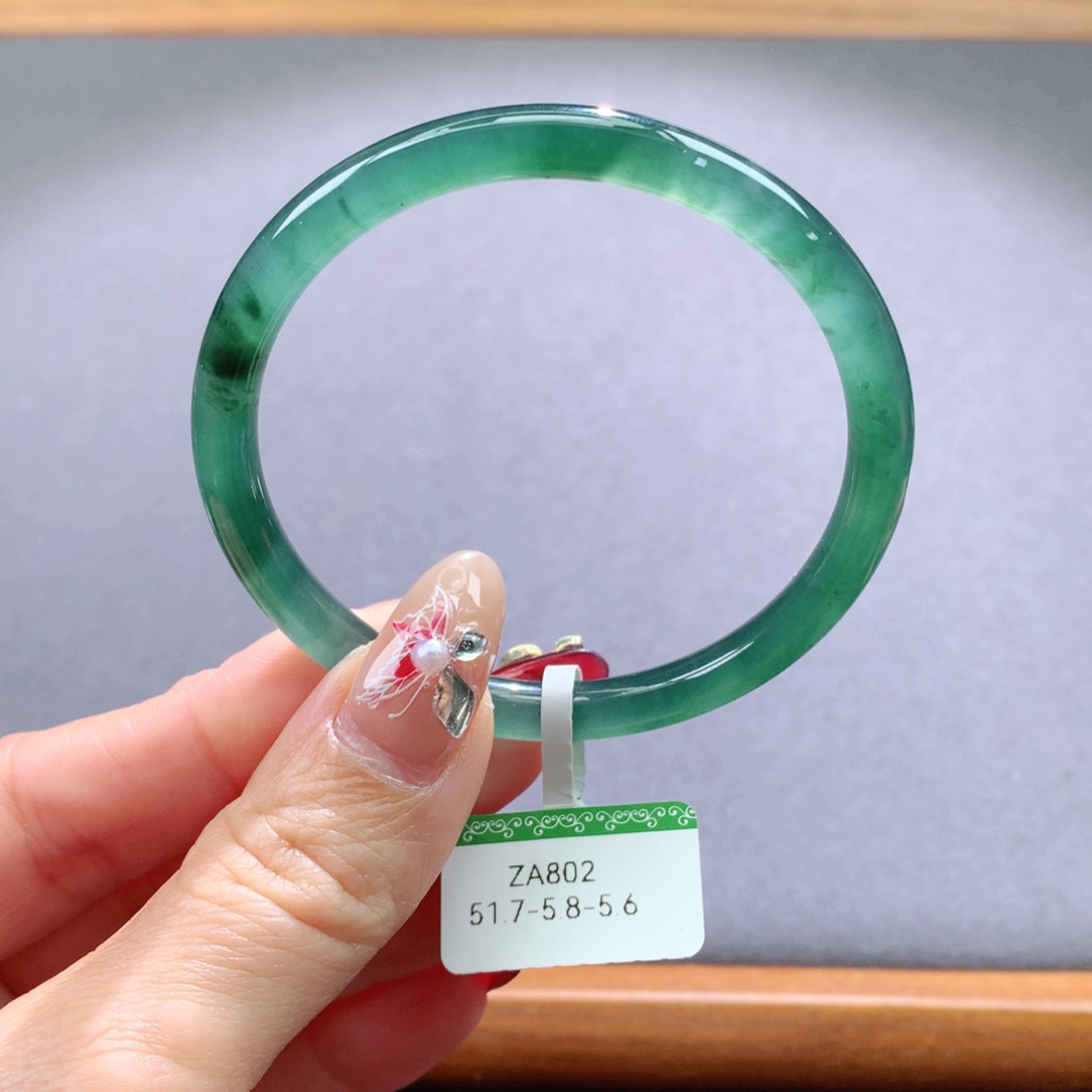 翡翠手镯未镶嵌天然翡翠手镯叮当镯