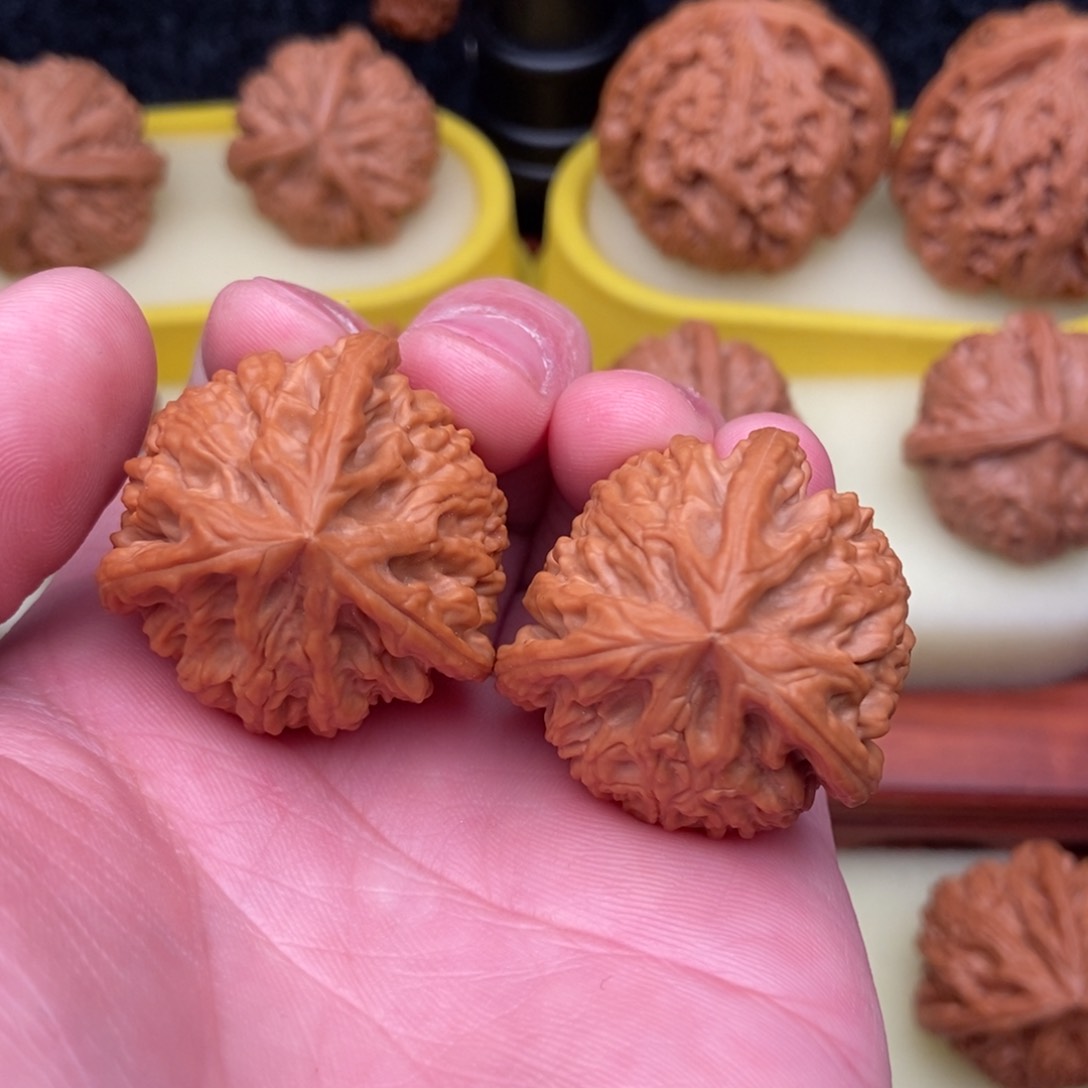 文玩核桃把件文山三棱34