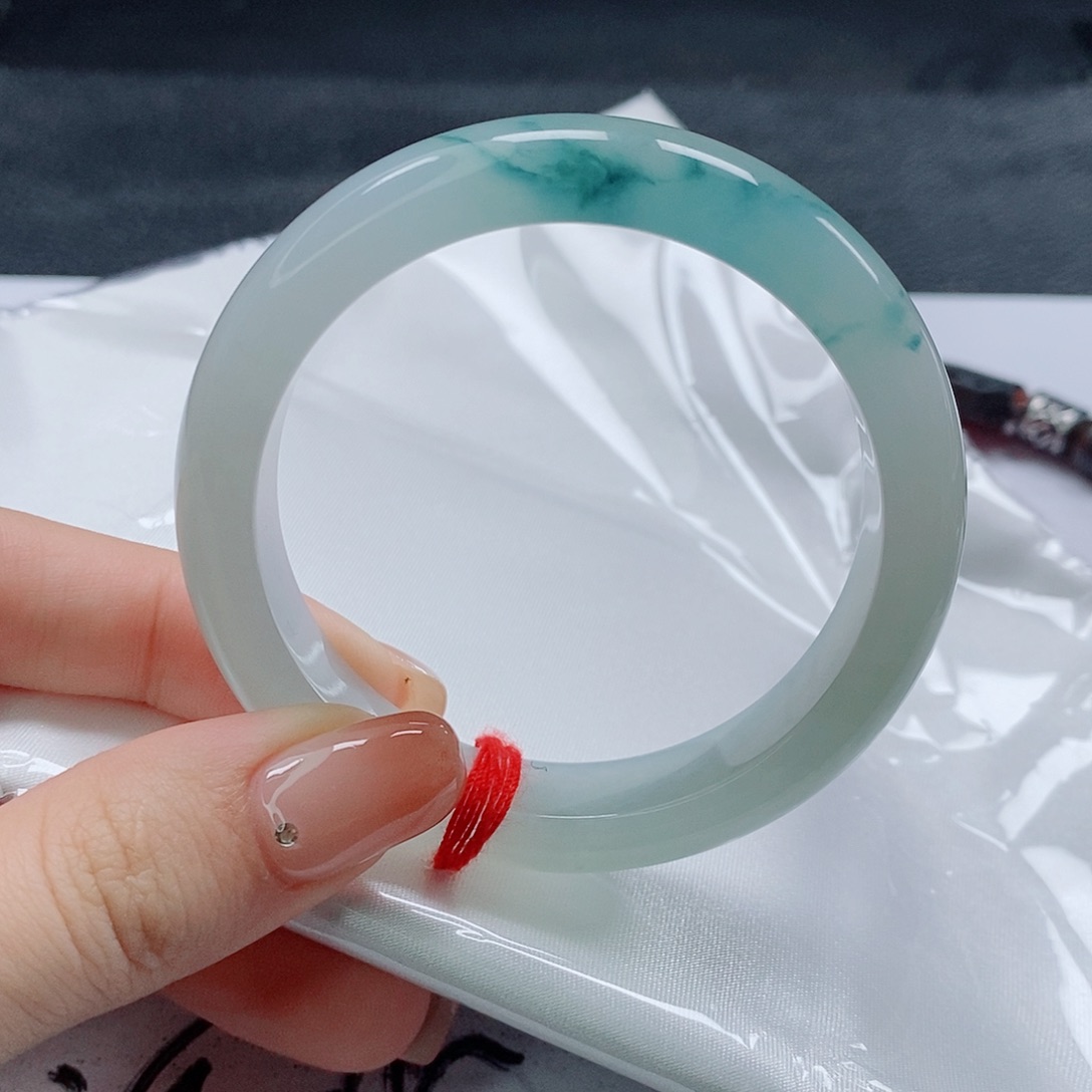 【闪购商品】未镶嵌手镯翡翠411号