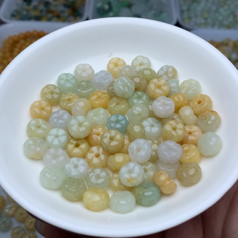 【闪购商品】翡翠手链未镶嵌卡5.6乘8.7冰多宝南瓜25颗