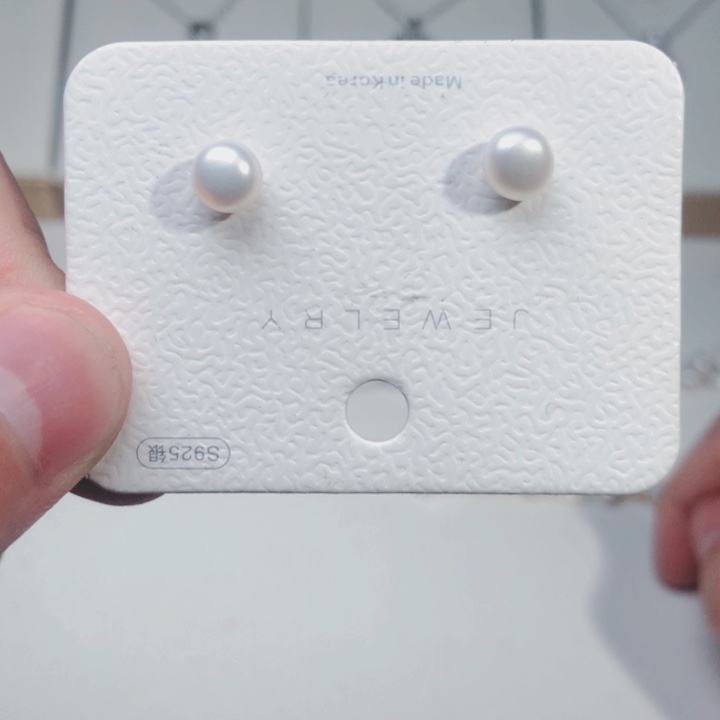 淡水珍珠耳饰未镶嵌