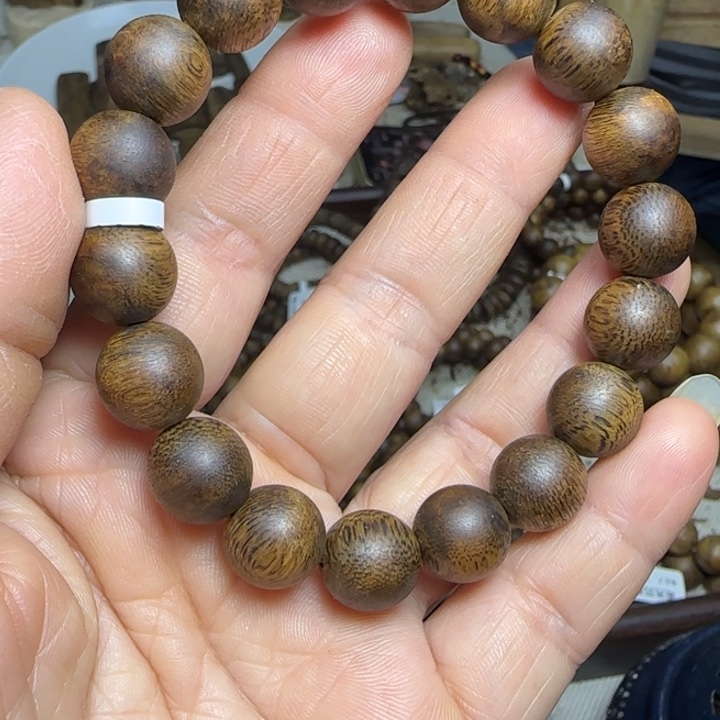 大***力沉香碎屑沉香1.2单圈13克