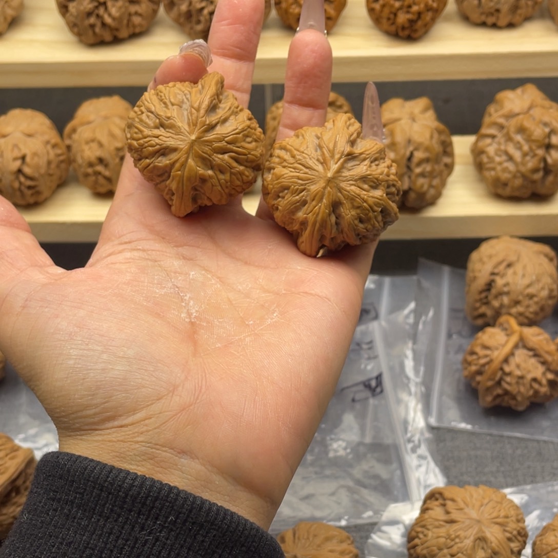 p***u把件文玩核桃铁锤41