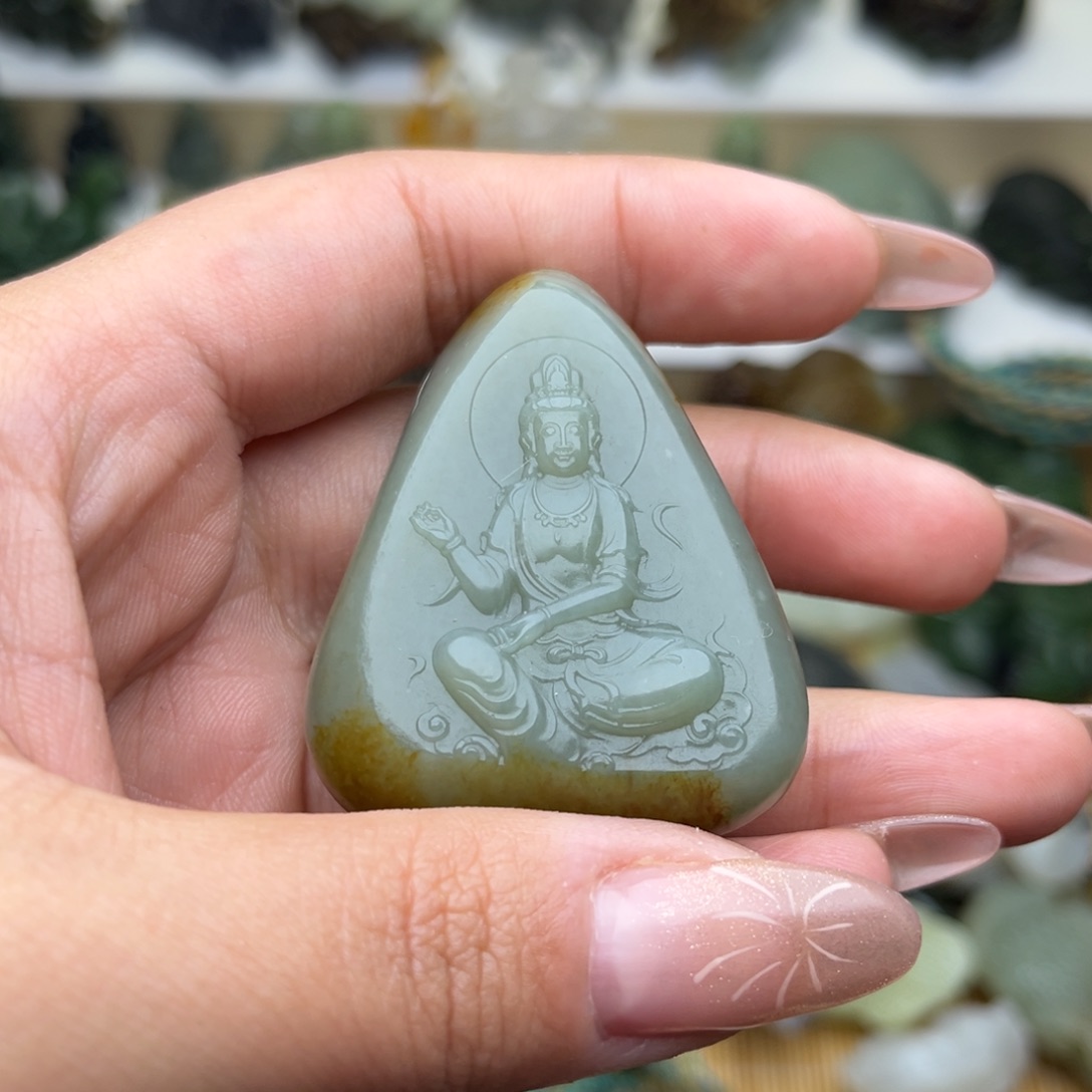 和田玉颈饰未镶嵌