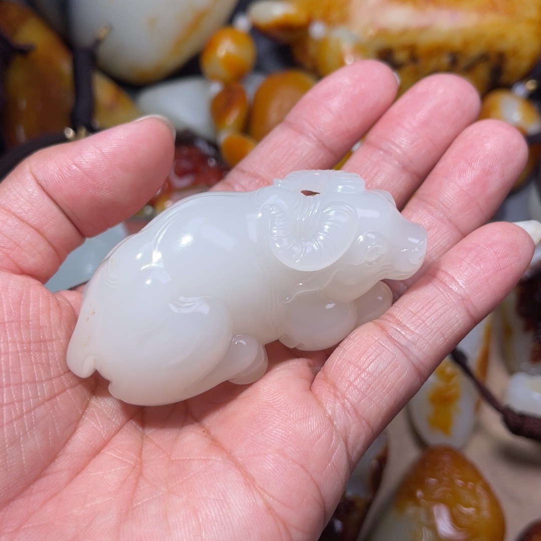 和田玉挂件未镶嵌C***、