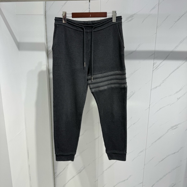 95新 THOMBROWNE 格雷系列深灰色经典四条纹华夫格束脚针织裤/1码