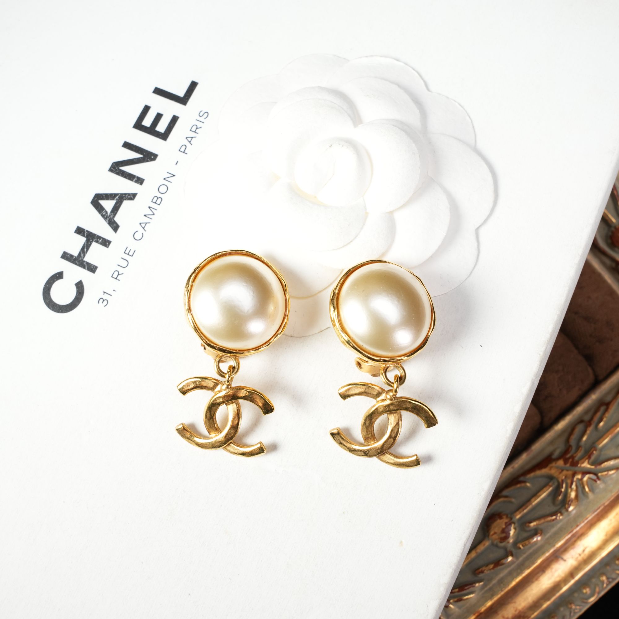 95新 Chanel/香奈儿 柚礼中古/香奈儿珍珠双c耳夹hz509013