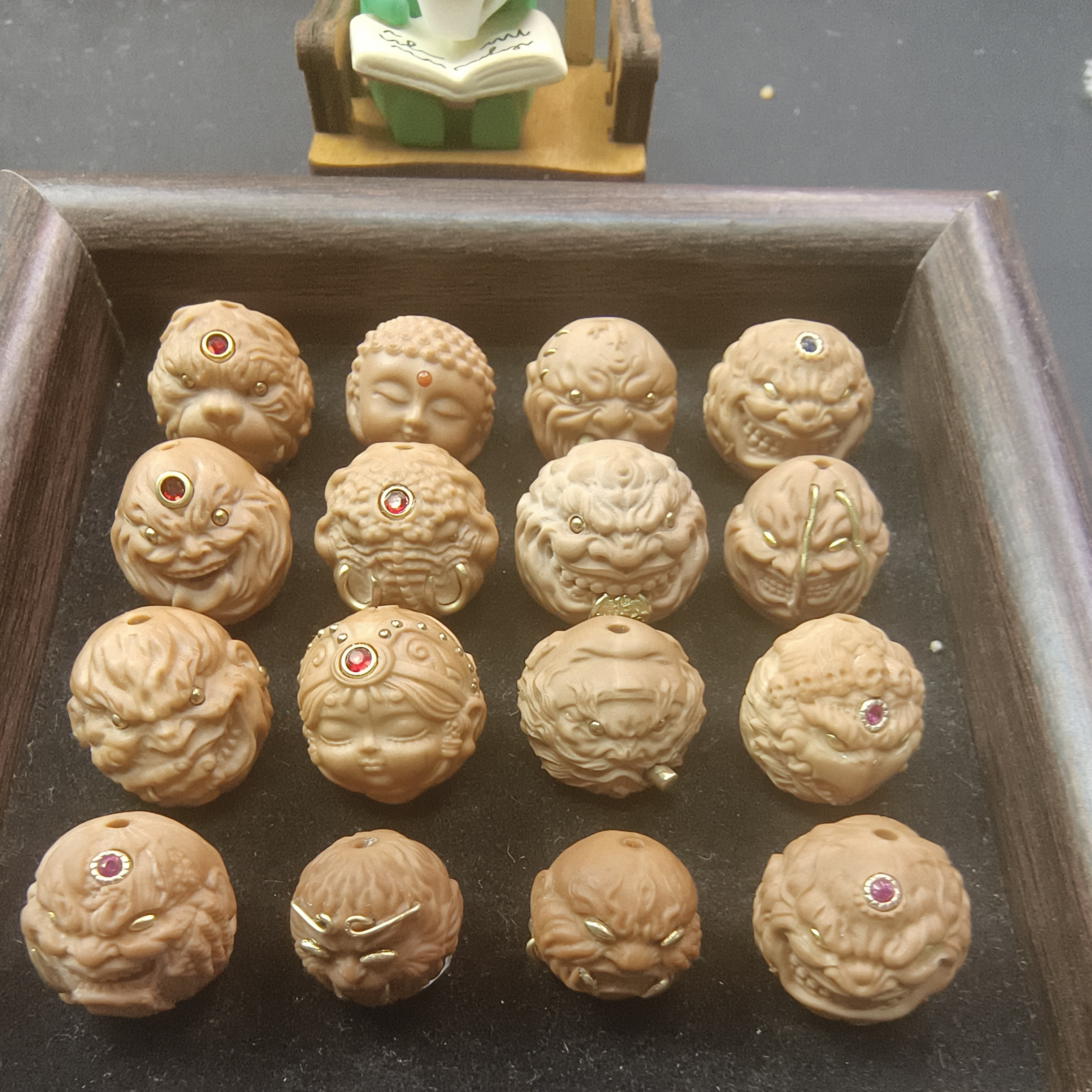 猴头镶嵌单颗29.9一颗，（籽大有封口线正常，介意勿拍）