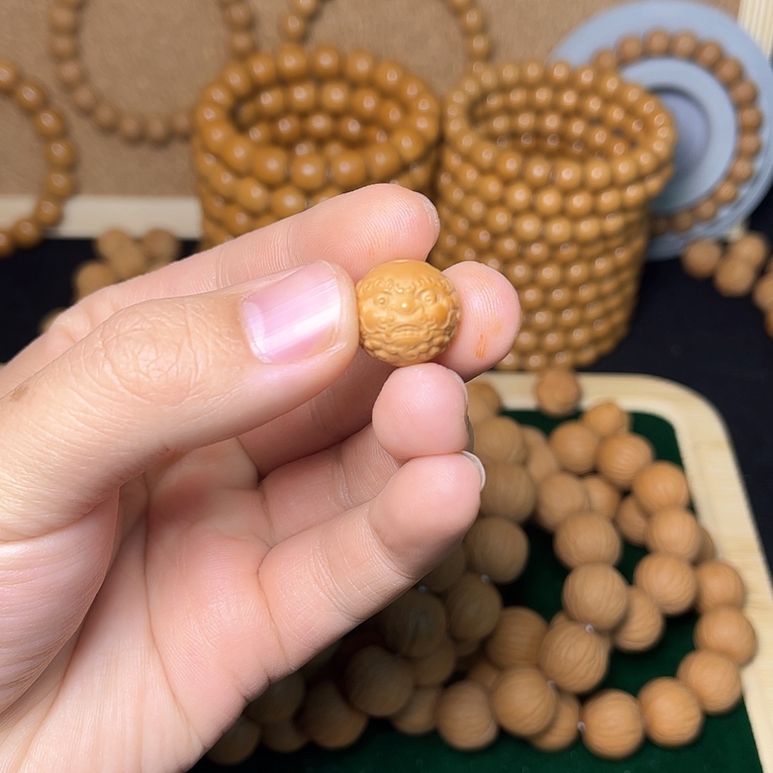 猴头核桃手串单珠雕刻
