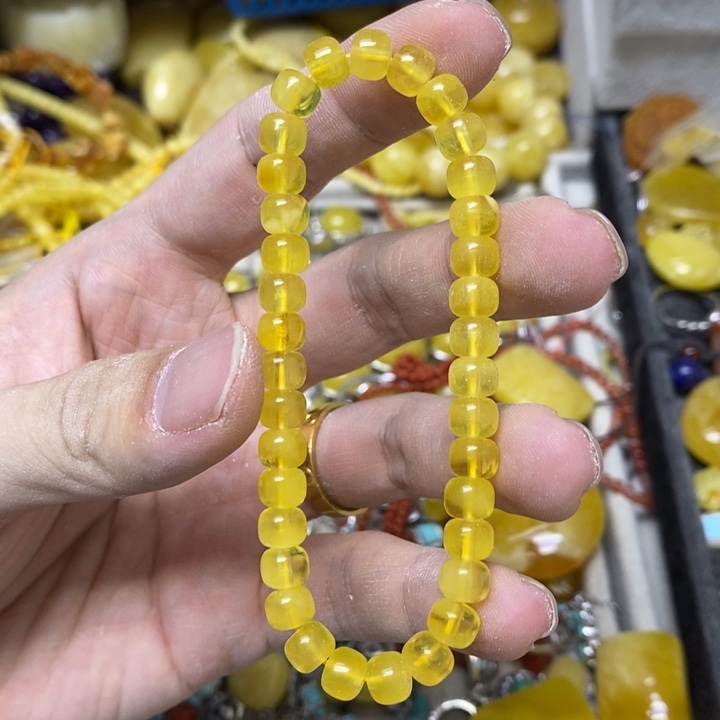 未镶嵌蜜蜡裸石多样性发货