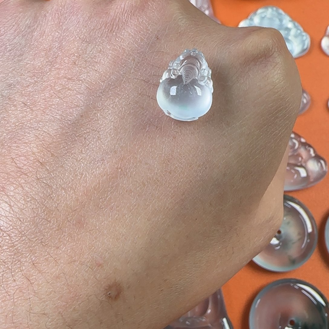 定制翡翠未镶嵌天然