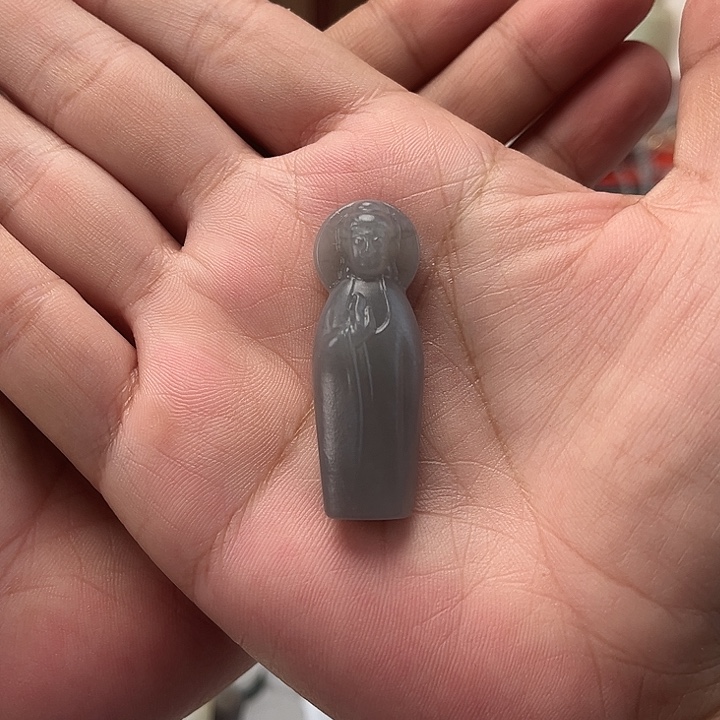 颈饰未镶嵌和田玉素衣观音