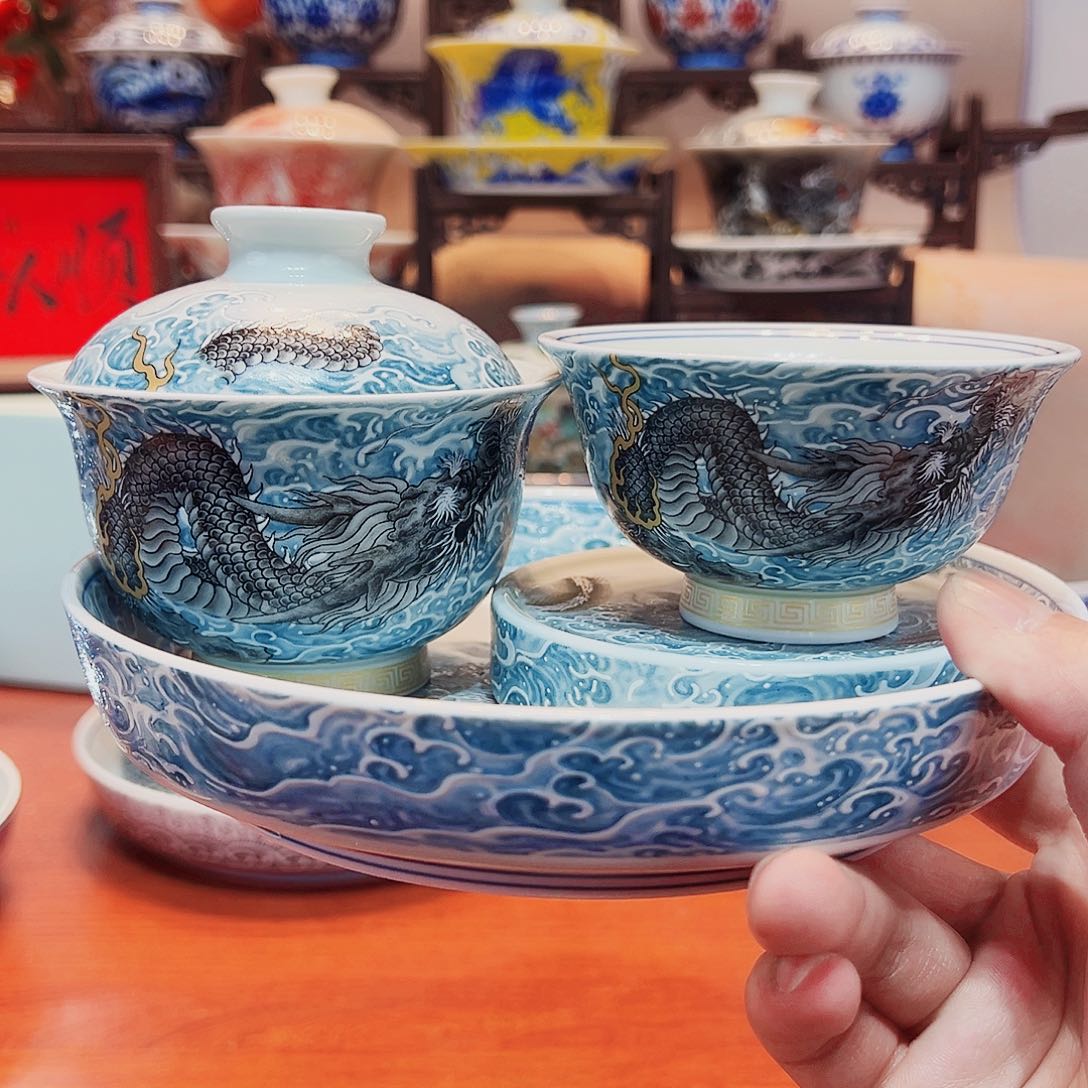 给哥哥反反复复吃吃吃点点滴滴