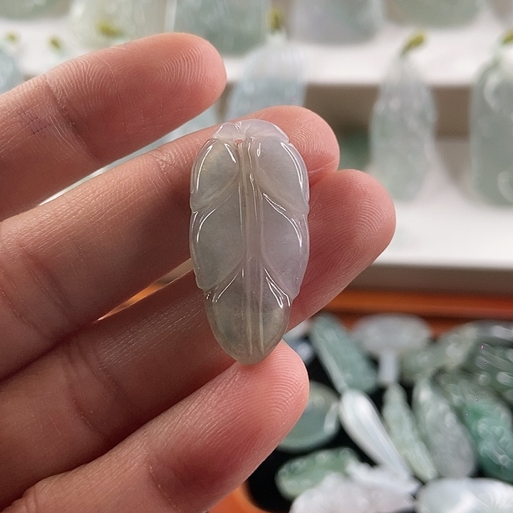 颈饰未镶嵌翡翠天然翡翠