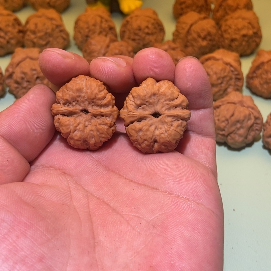 核桃手串/手链李*人蛤蟆头30一对