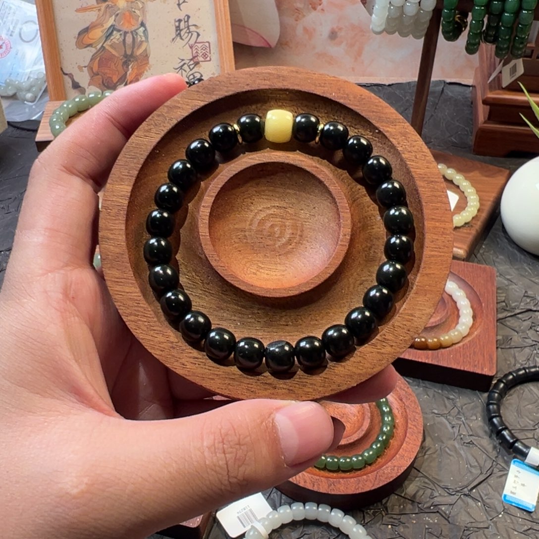 和田玉未镶嵌手链