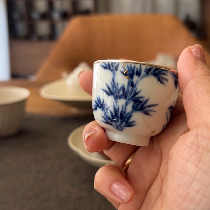 片***影01001010茶周边……