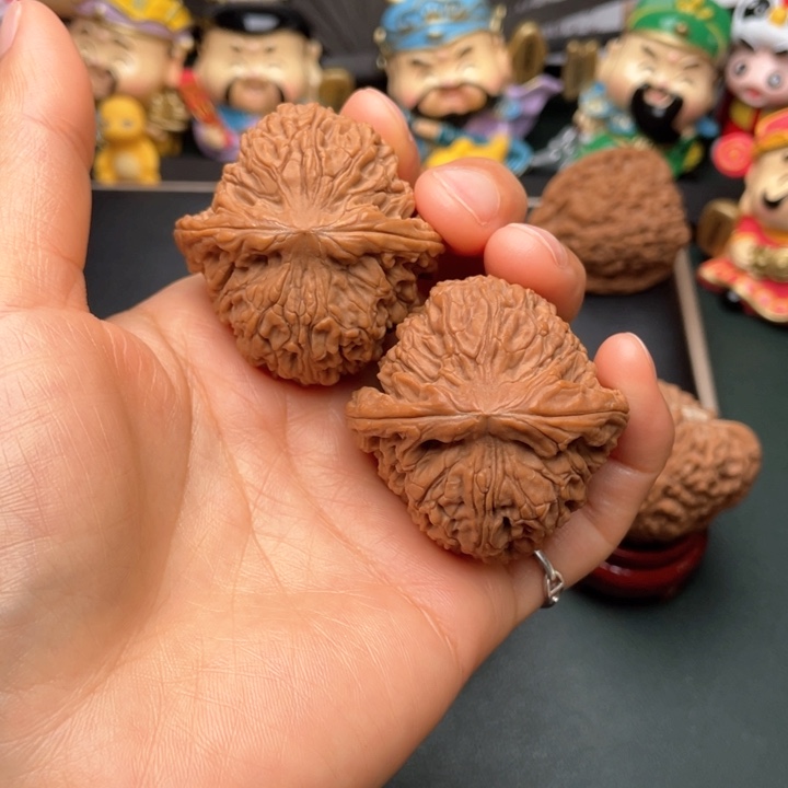 文玩核桃吊坠424337尺大肚肉球