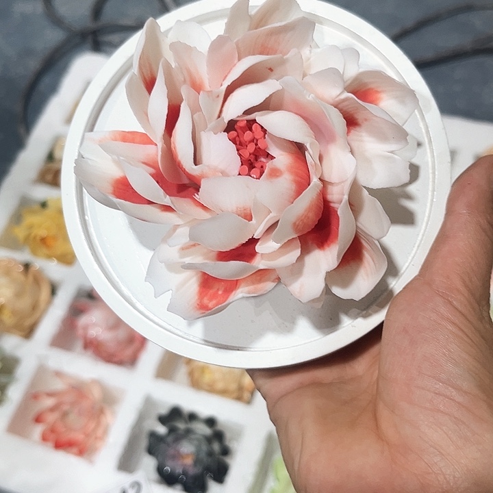 陶瓷花花摆件，花束