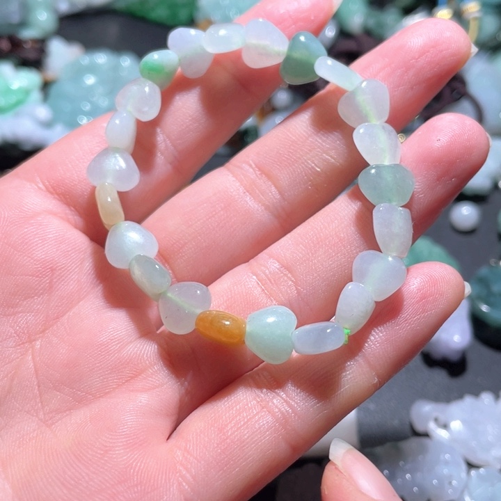 【闪购商品】翡翠颈饰未镶嵌天然翡翠